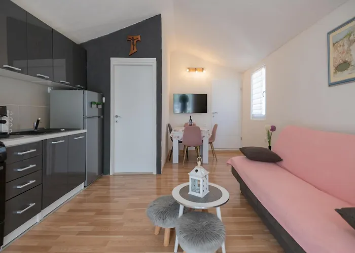 Family Friendly House With A Parking Space Imotski, Zagora - 21150 * Podbablje