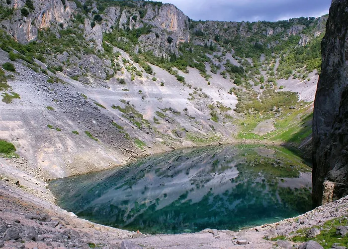 Family Friendly House With A Parking Space Imotski, Zagora - 21150 Feriehus *